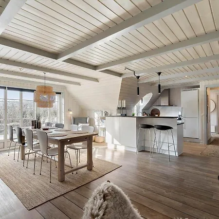 242-ringkobing-lyngvejen-79 *